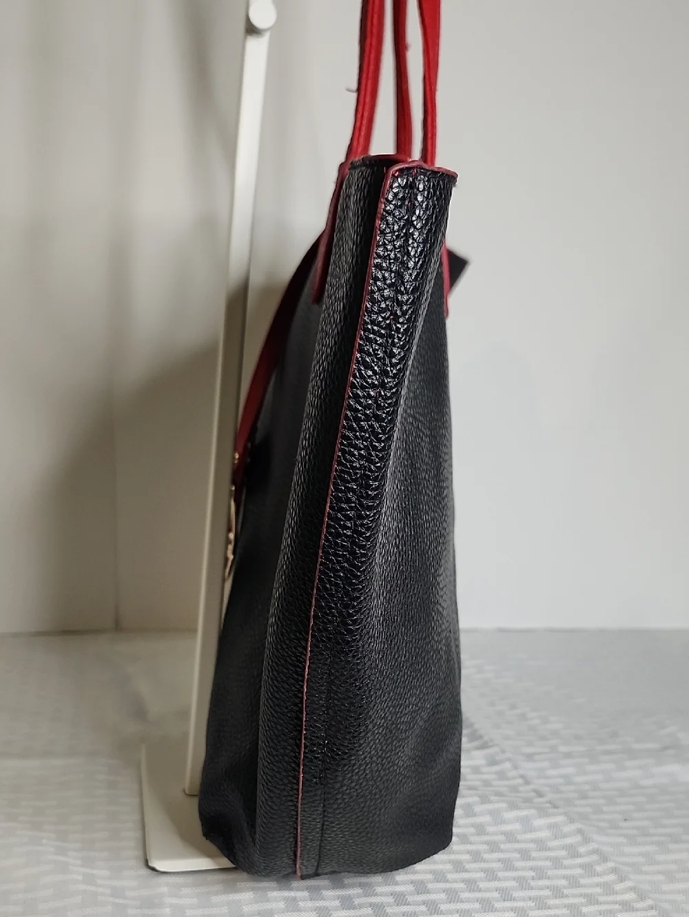 BCBG Paris Reversible Tote Shoulder Bag Black Red